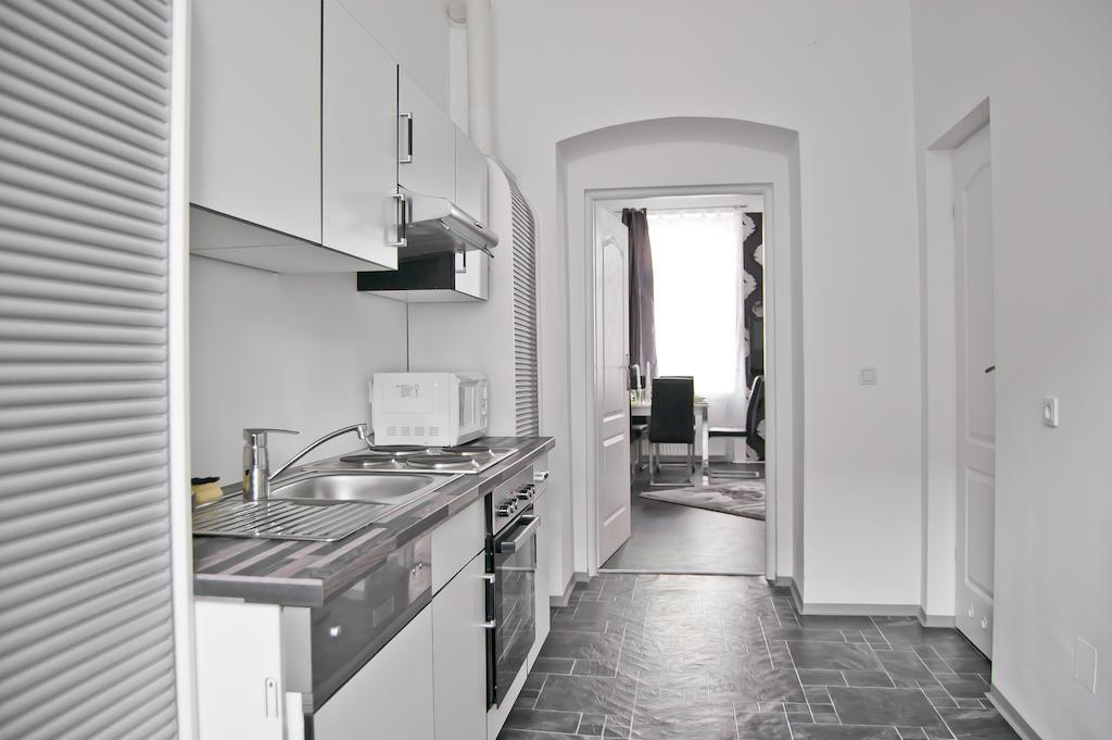 Royal Resort Apartments Westbahnhof Vienna Bilik gambar